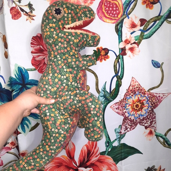 ~{Vintage}~ 60's/70's handmade dinosaur plush. - Picture 2 of 8